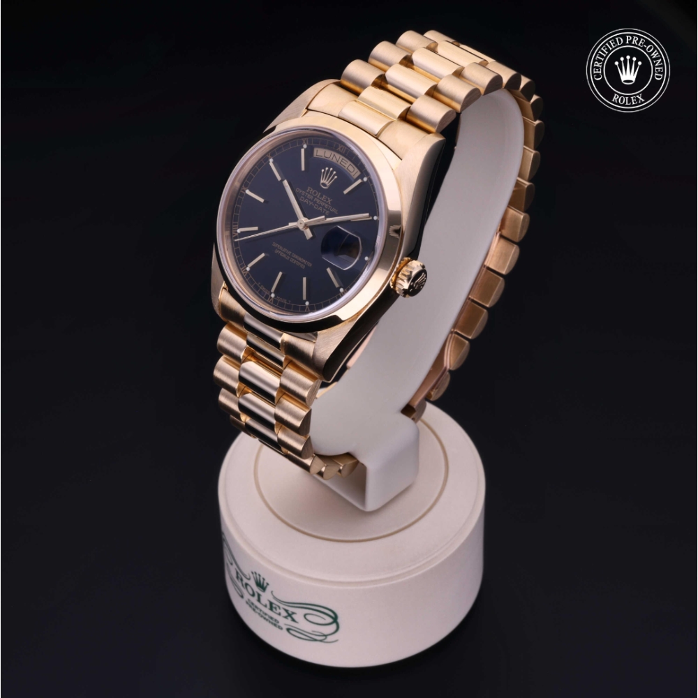  Certified Pre-Owned with 36 mm from 1987