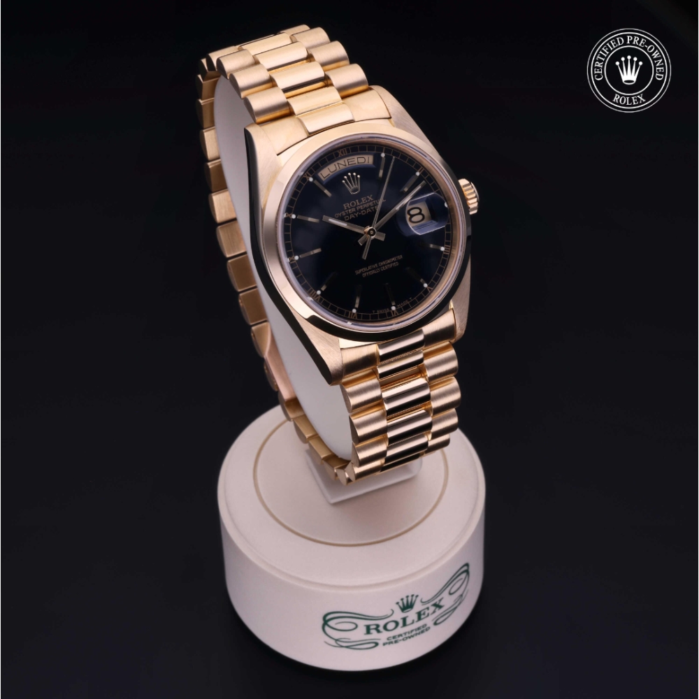  Certified Pre-Owned with 36 mm from 1987