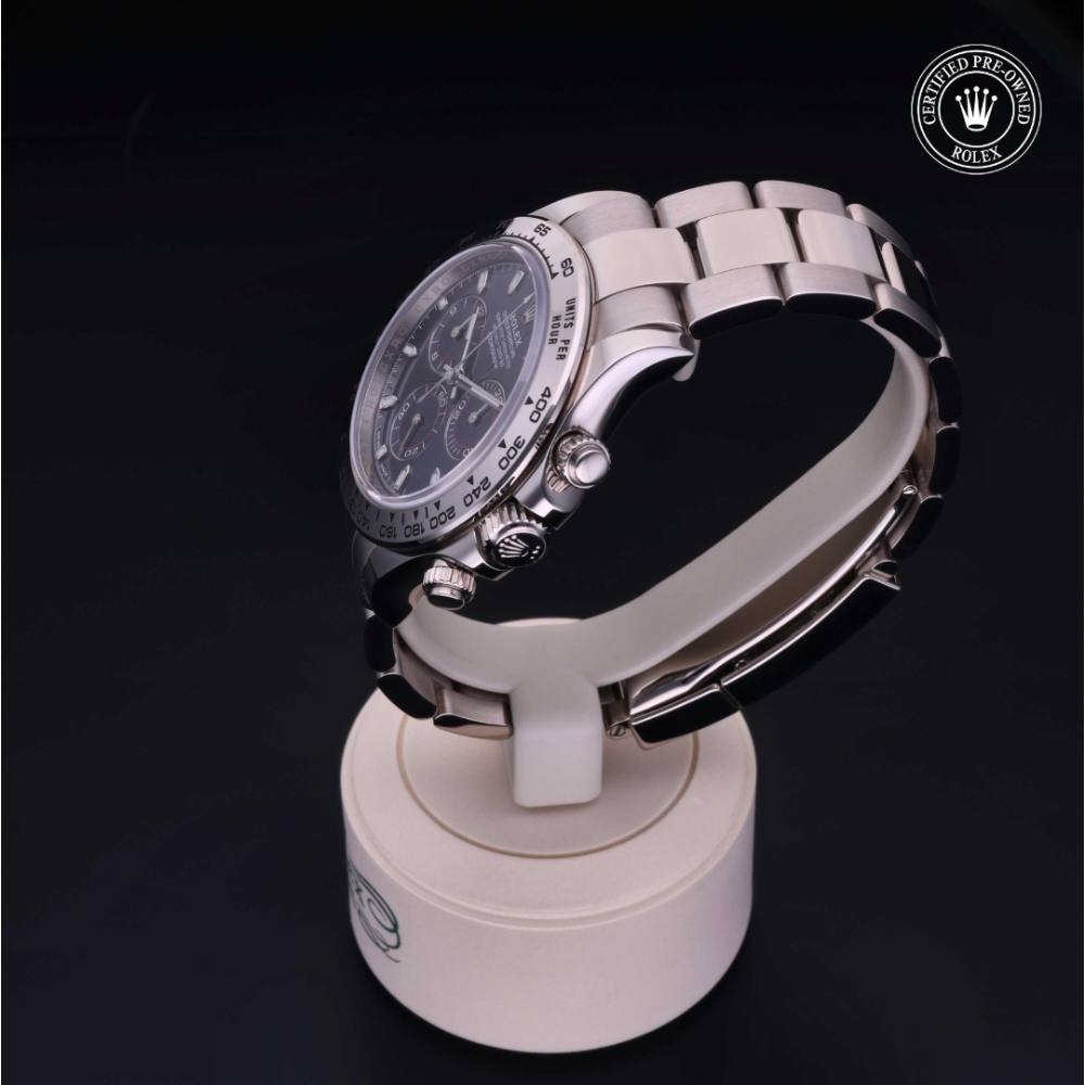  Certified Pre-Owned with 40 mm from 2022