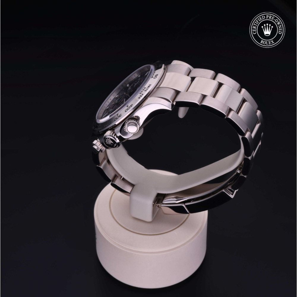  Certified Pre-Owned with 40 mm from 2022