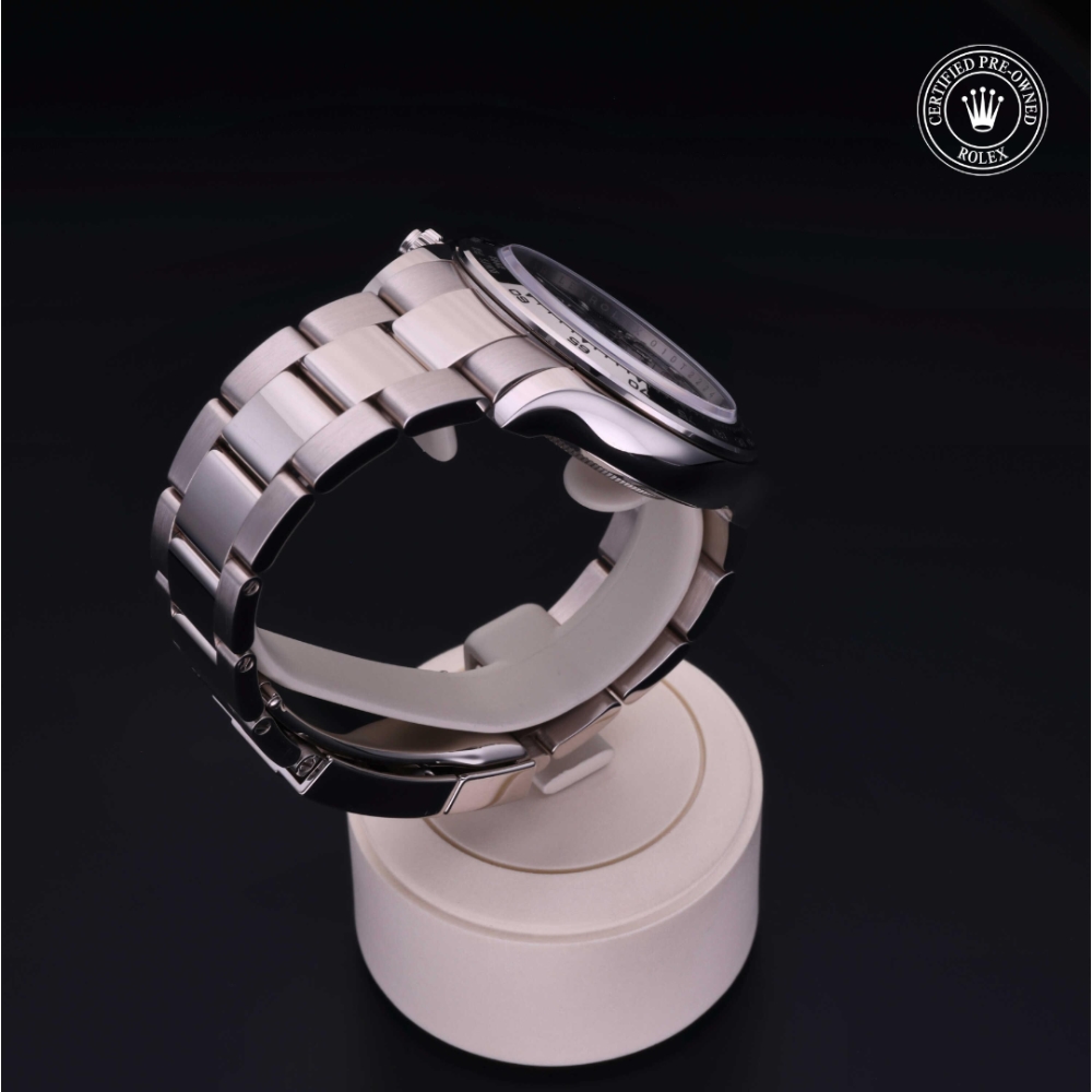  Certified Pre-Owned with 40 mm from 2022