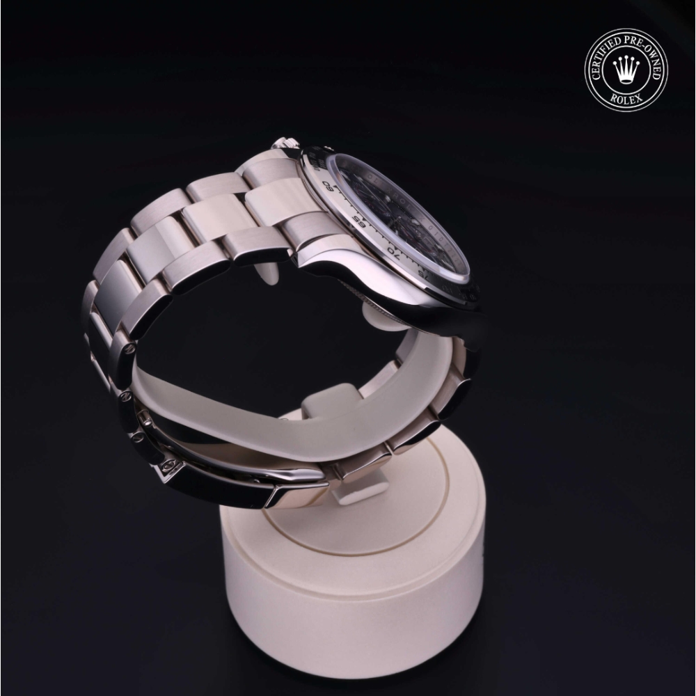  Certified Pre-Owned with 40 mm from 2022