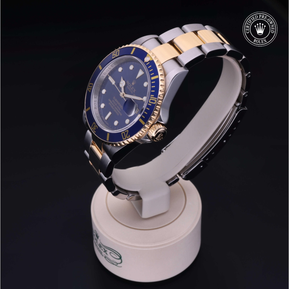  Certified Pre-Owned with 40 mm from 2010