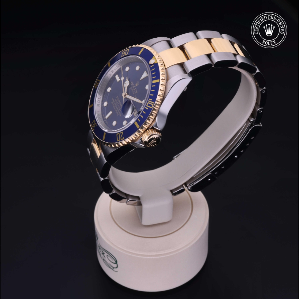  Certified Pre-Owned with 40 mm from 2010