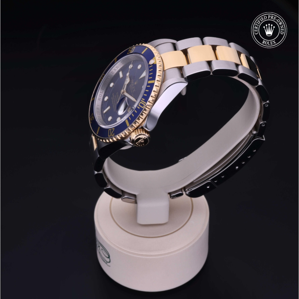  Certified Pre-Owned with 40 mm from 2010