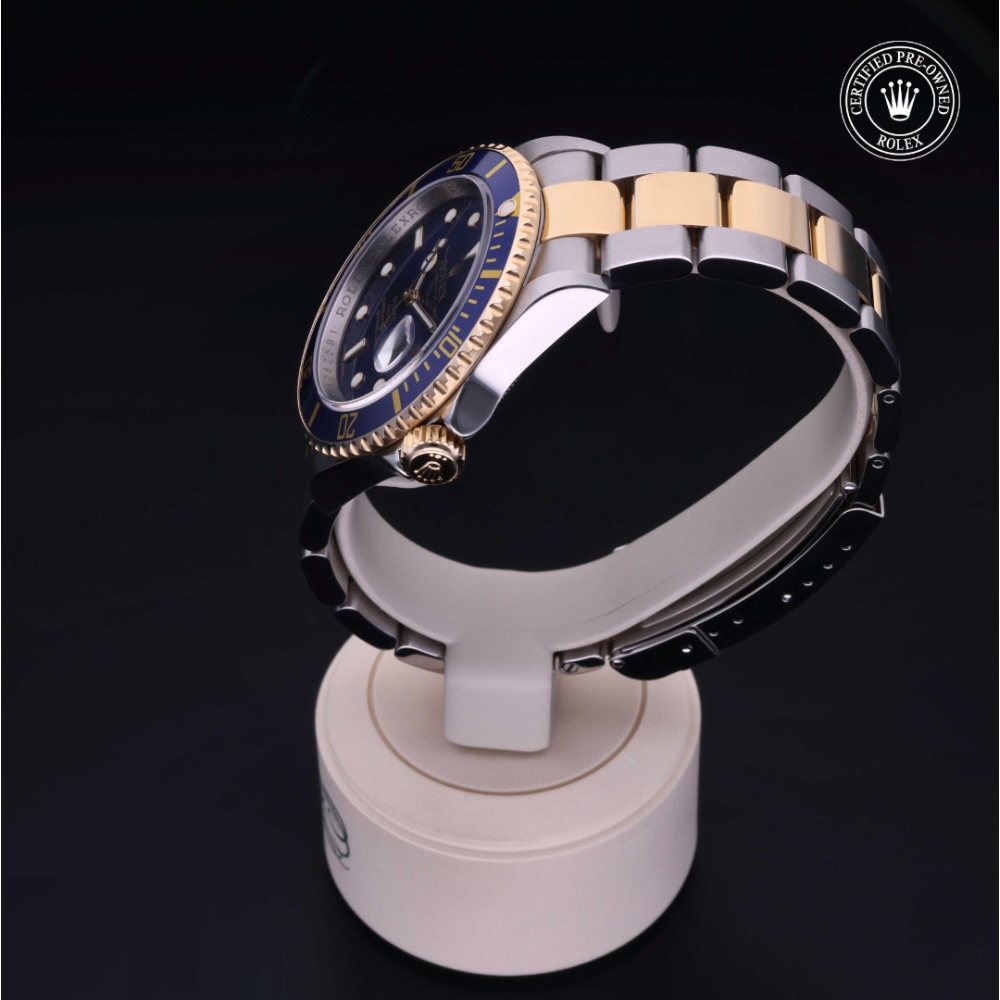  Certified Pre-Owned with 40 mm from 2010