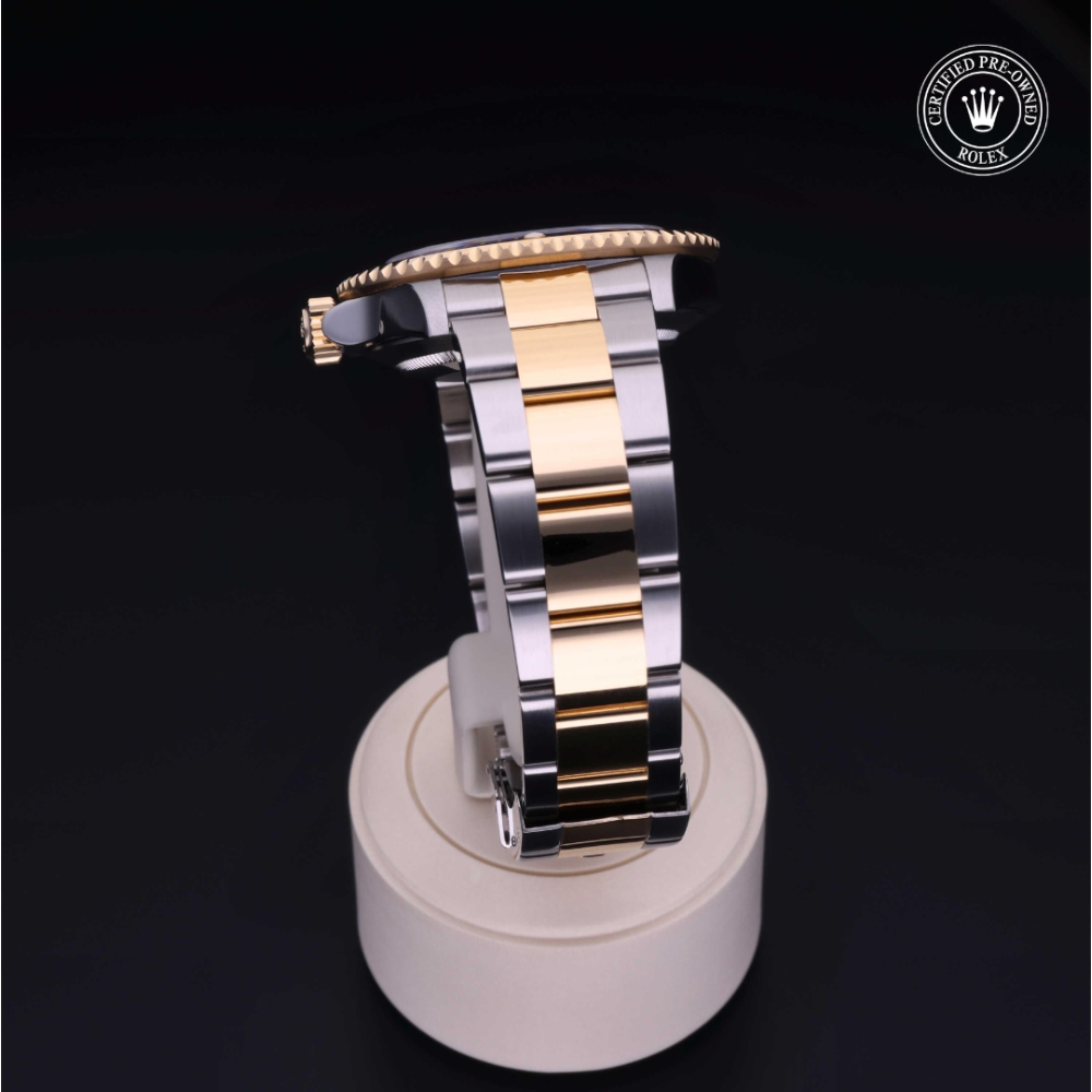  Certified Pre-Owned with 40 mm from 2010