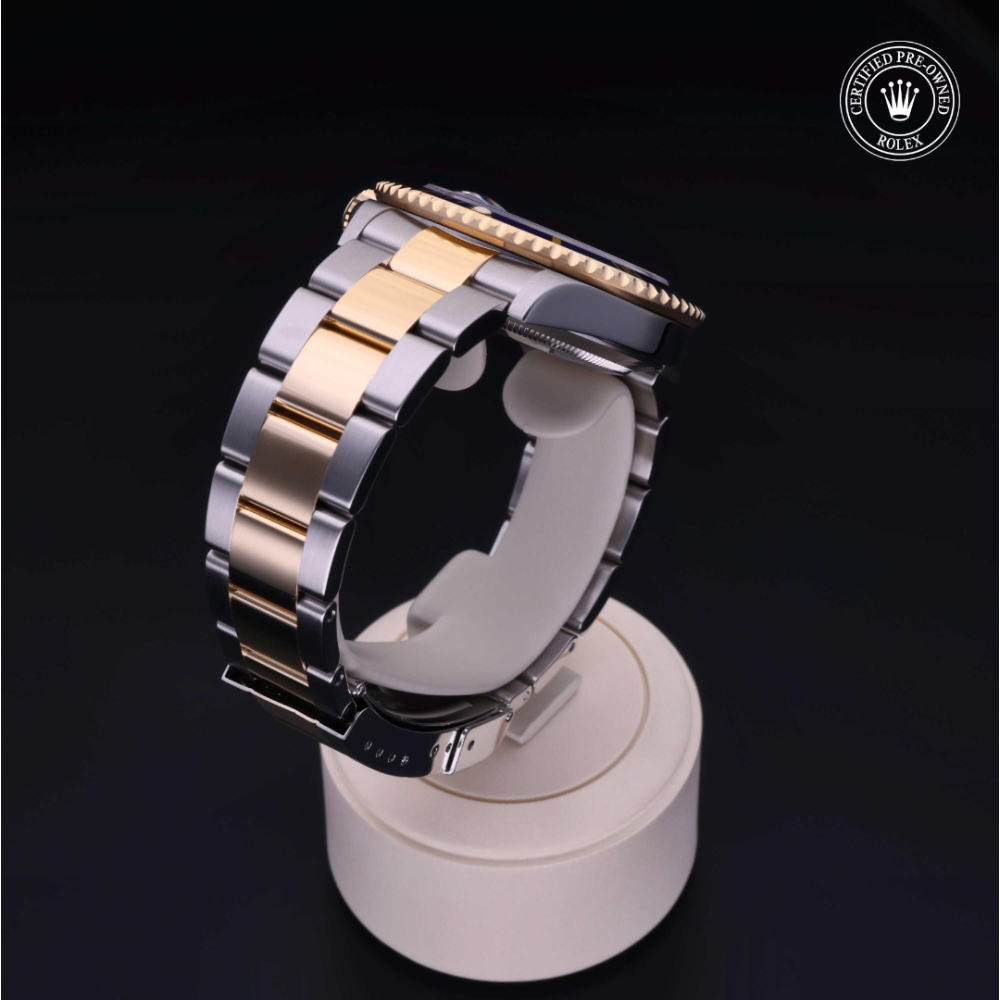  Certified Pre-Owned with 40 mm from 2010