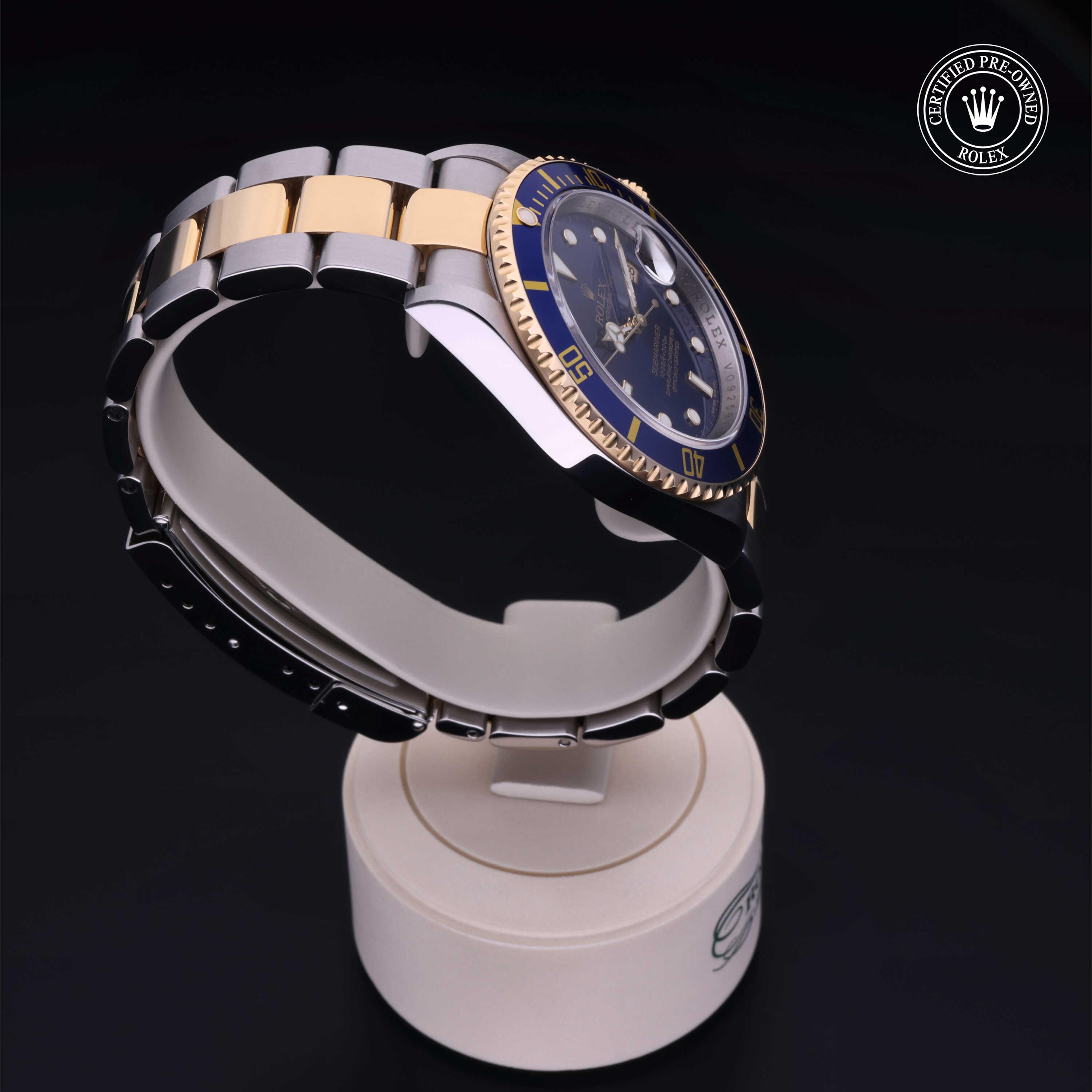  Certified Pre-Owned with 40 mm from 2010