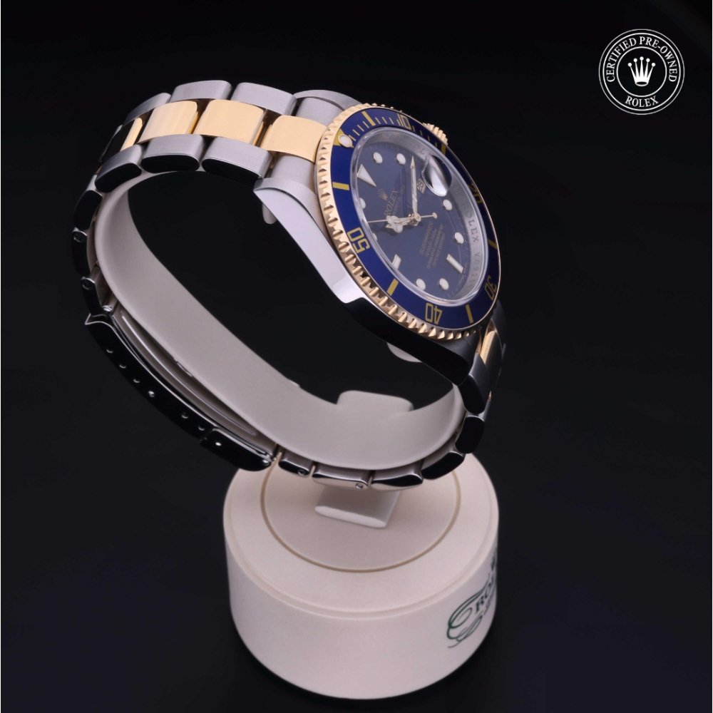  Certified Pre-Owned with 40 mm from 2010