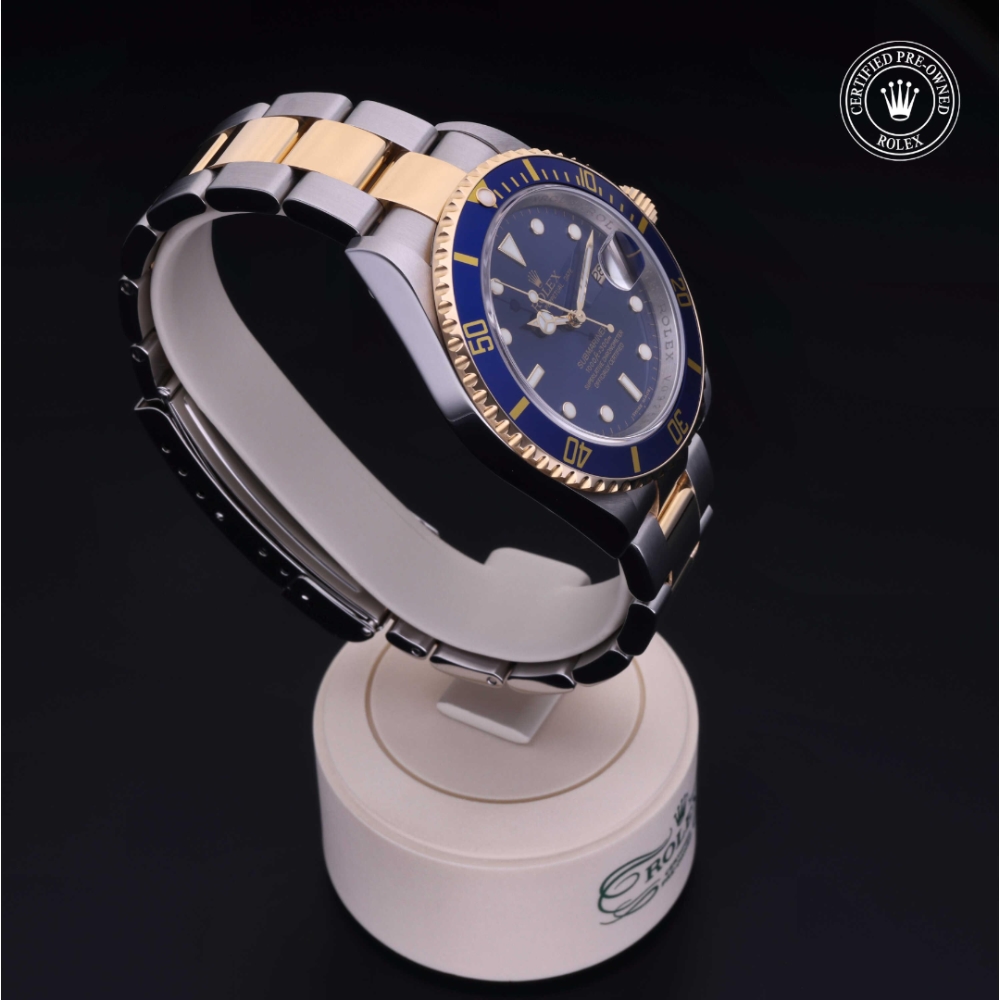  Certified Pre-Owned with 40 mm from 2010