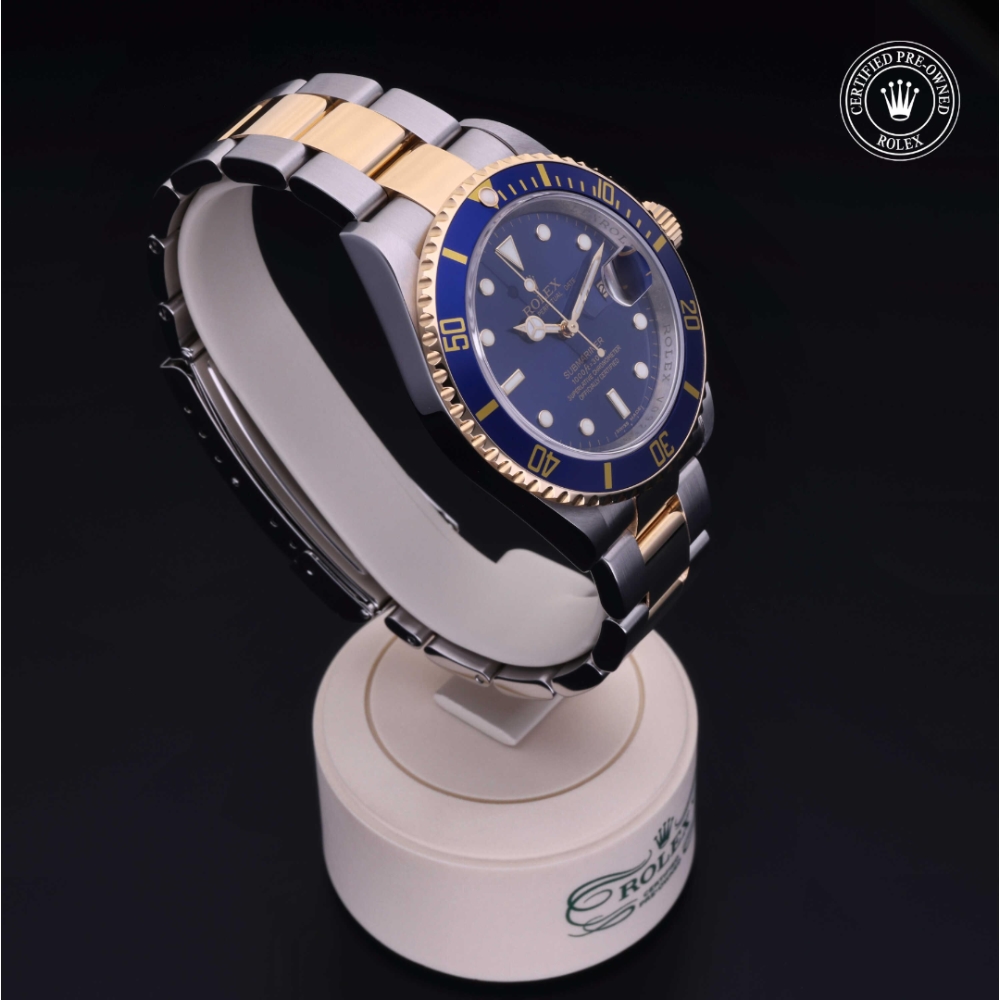  Certified Pre-Owned with 40 mm from 2010