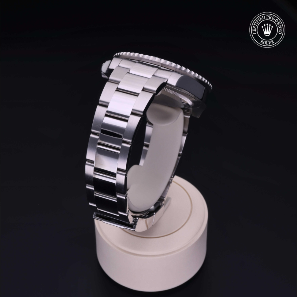  Certified Pre-Owned with 40 mm from 2014