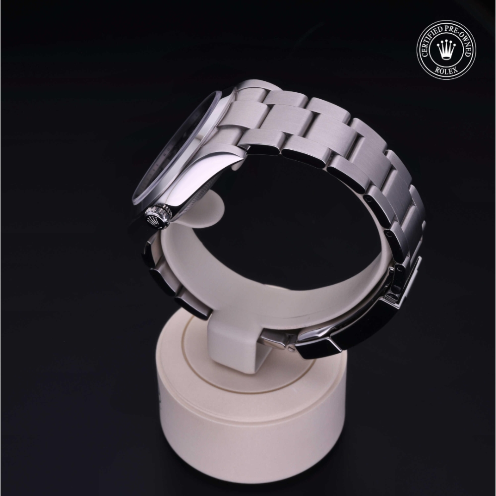  Certified Pre-Owned with 39 mm from 2016