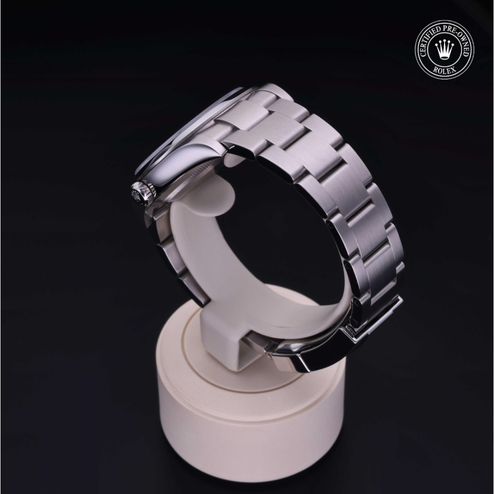  Certified Pre-Owned with 39 mm from 2016