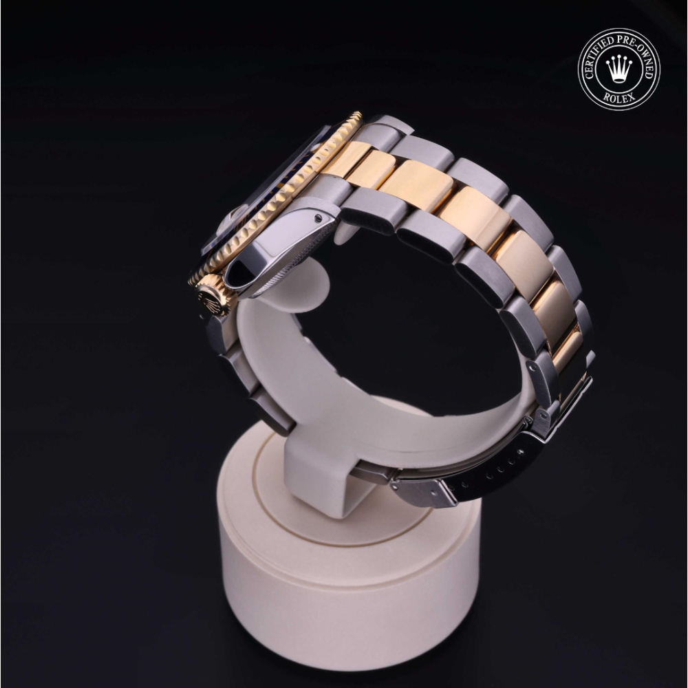  Certified Pre-Owned with 40 mm from 1992