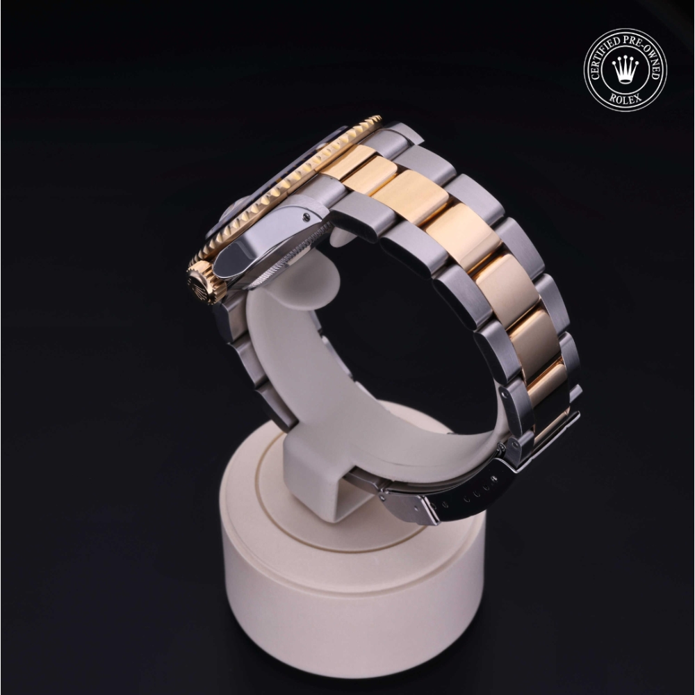  Certified Pre-Owned with 40 mm from 1992