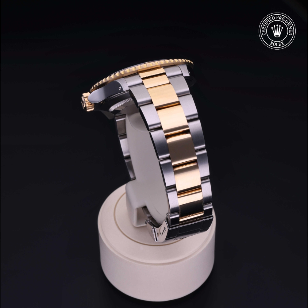  Certified Pre-Owned with 40 mm from 1992