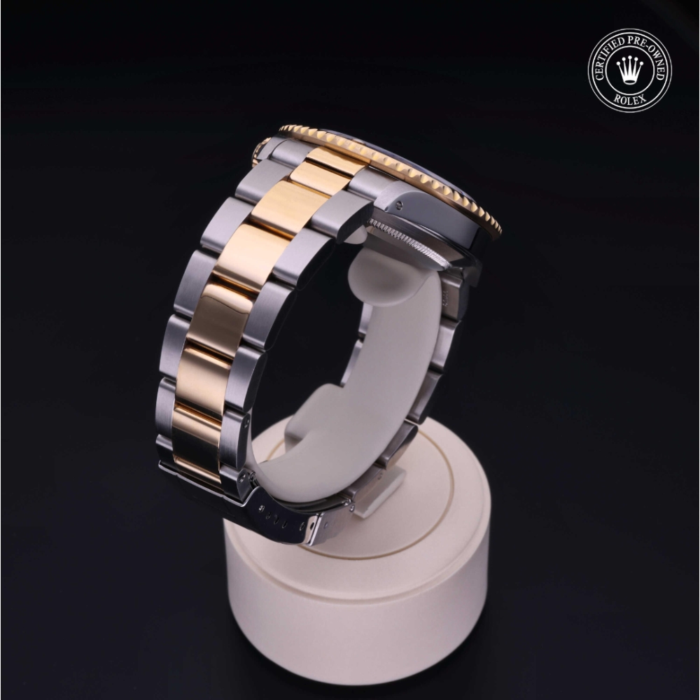  Certified Pre-Owned with 40 mm from 1992