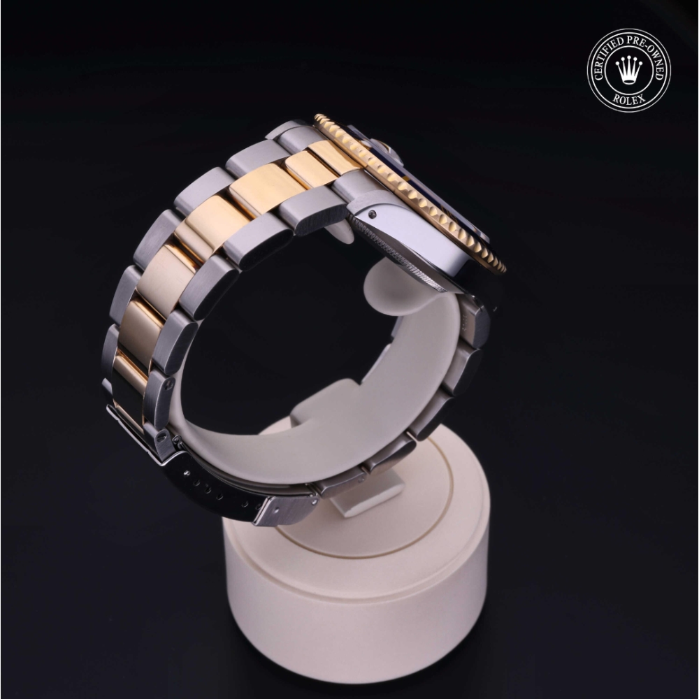  Certified Pre-Owned with 40 mm from 1992
