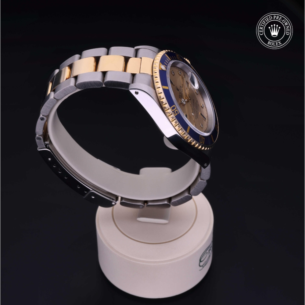  Certified Pre-Owned with 40 mm from 1992