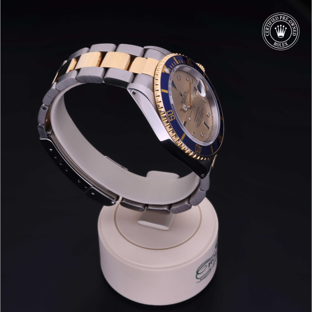  Certified Pre-Owned with 40 mm from 1992