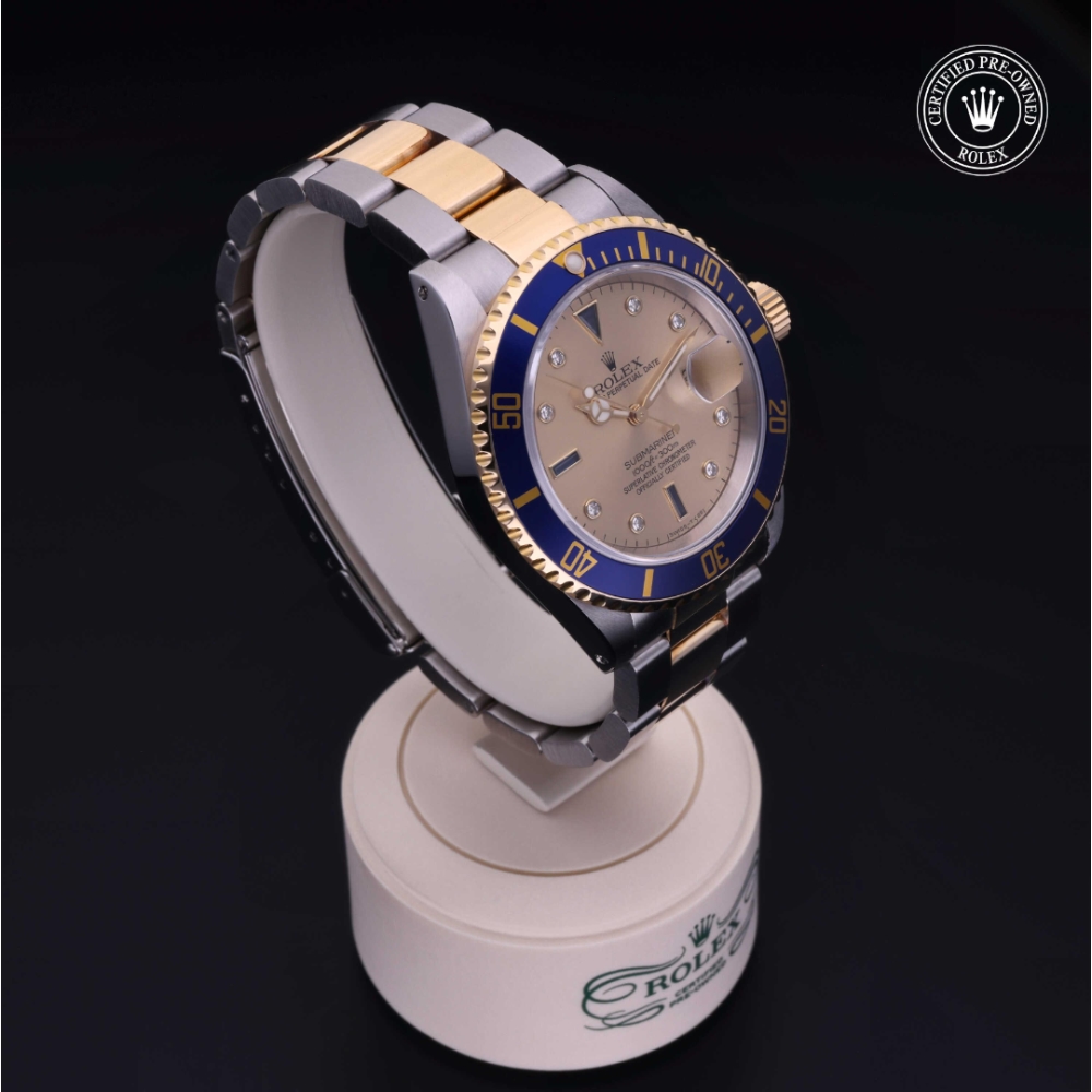  Certified Pre-Owned with 40 mm from 1992