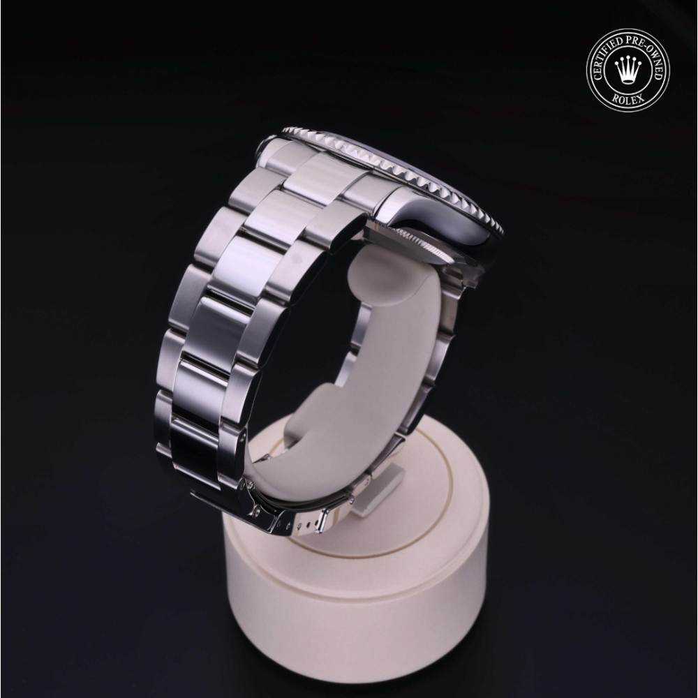  Certified Pre-Owned with 40 mm from 2005