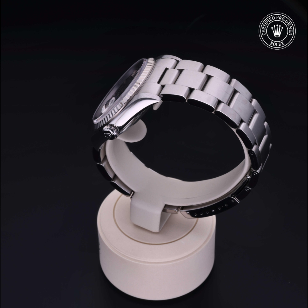  Certified Pre-Owned with 36 mm from 2003