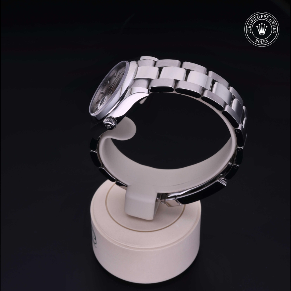 Certified Pre-Owned with 31 mm from 2019