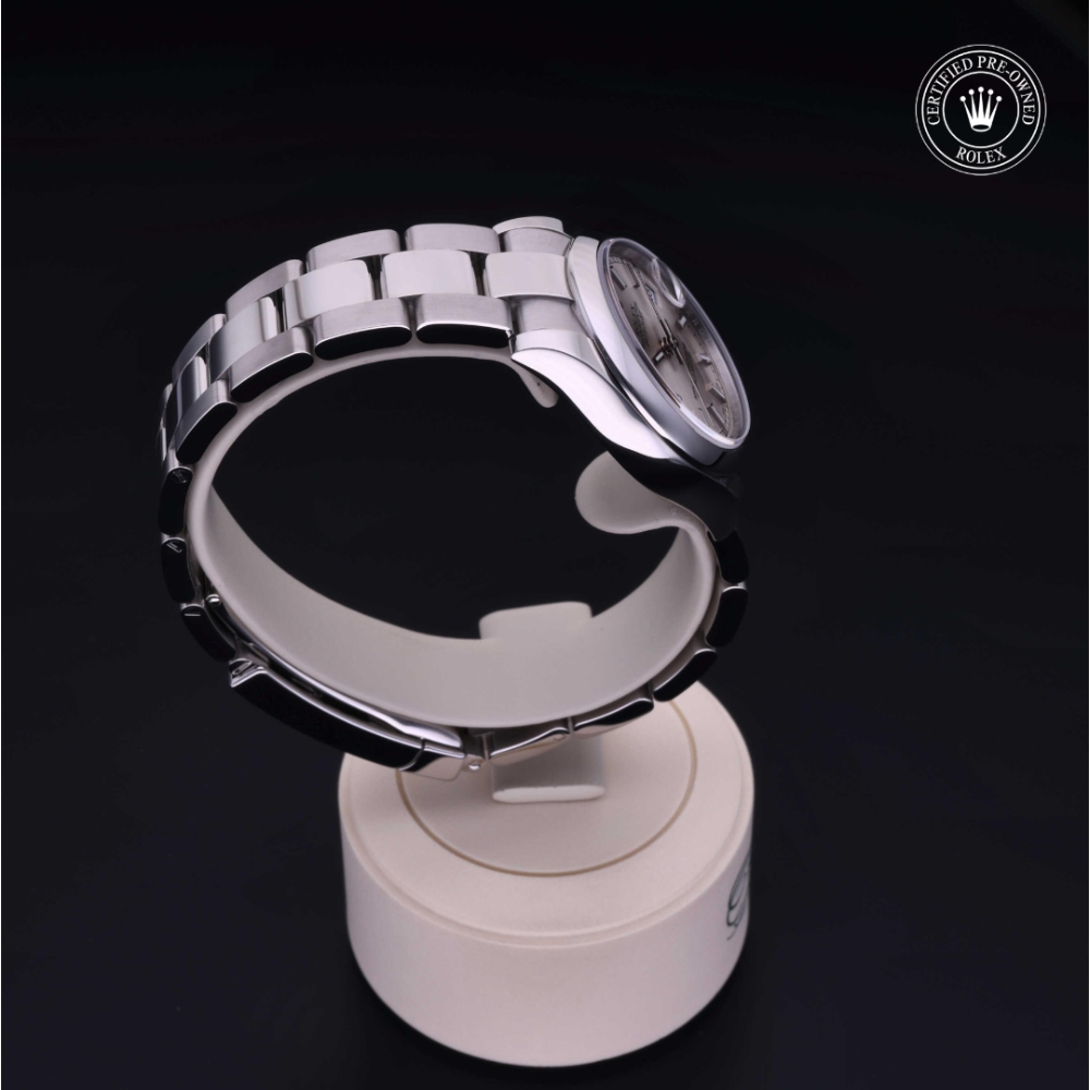  Certified Pre-Owned with 31 mm from 2019