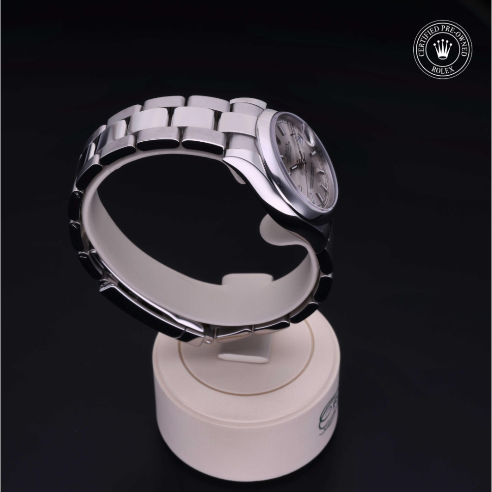  Certified Pre-Owned with 31 mm from 2019
