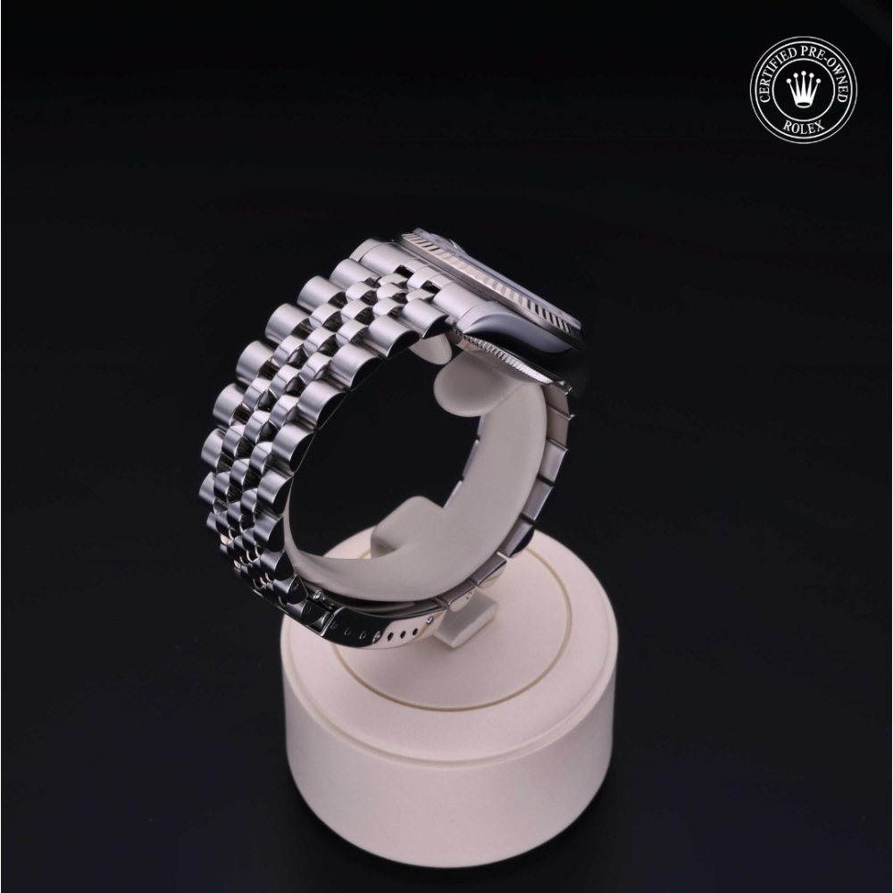  Certified Pre-Owned with 31 mm from 2002