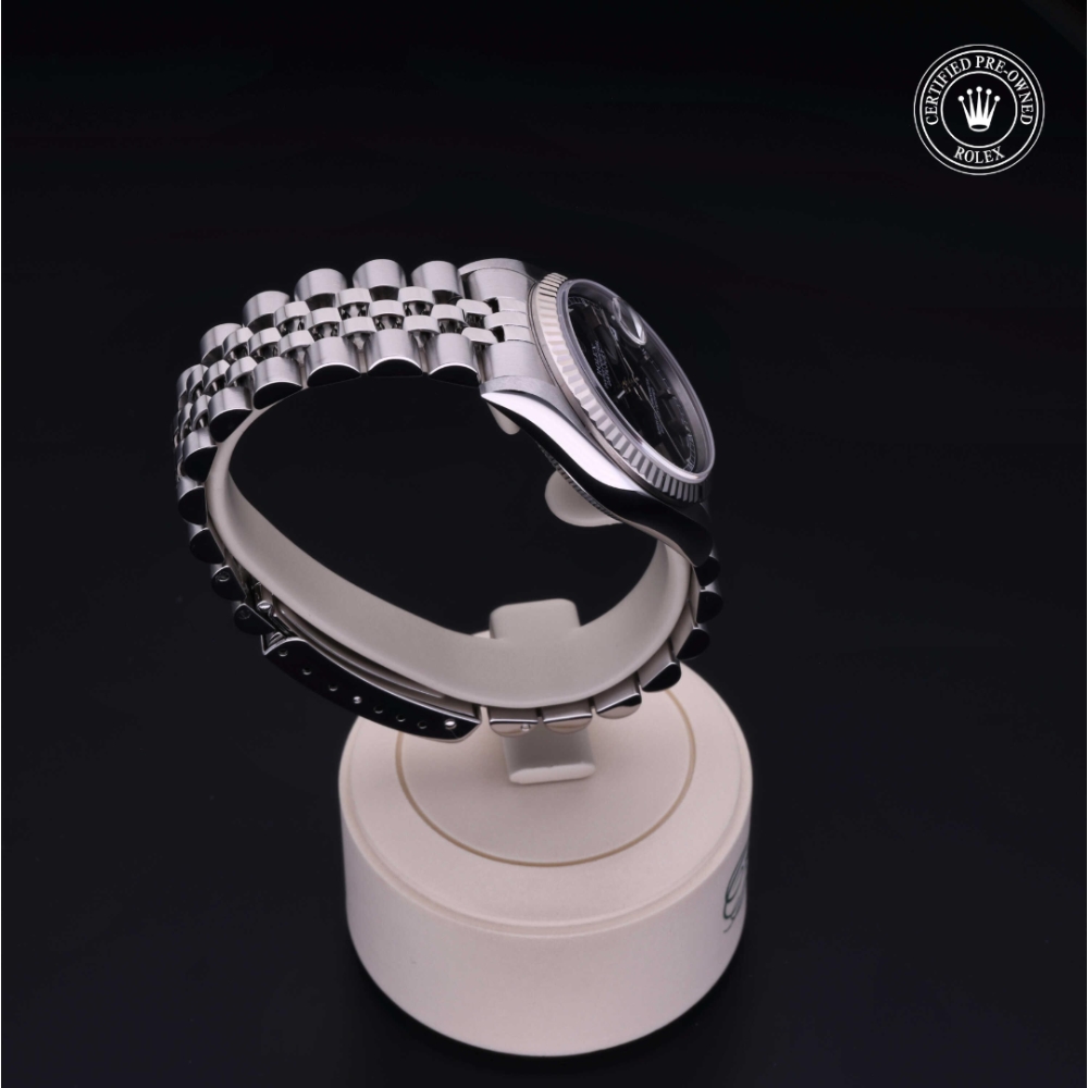  Certified Pre-Owned with 31 mm from 2002