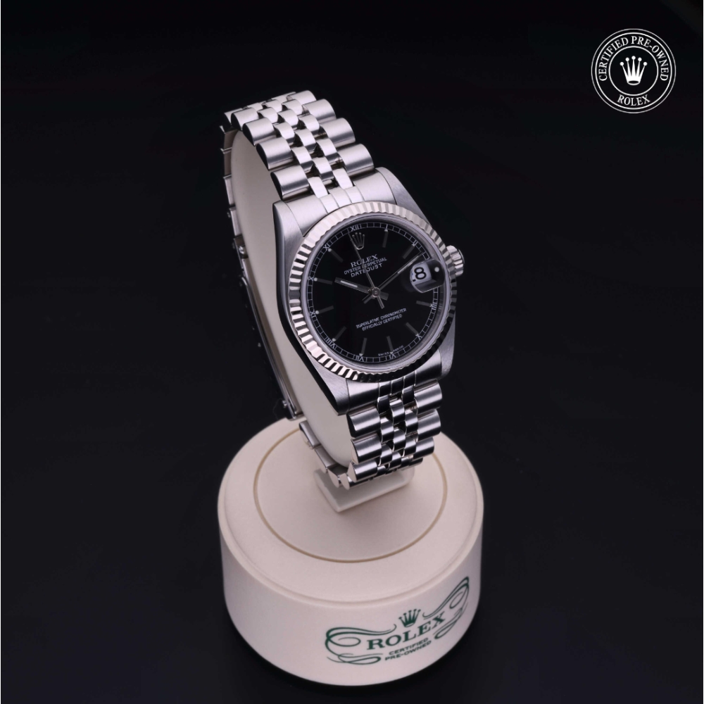  Certified Pre-Owned with 31 mm from 2002