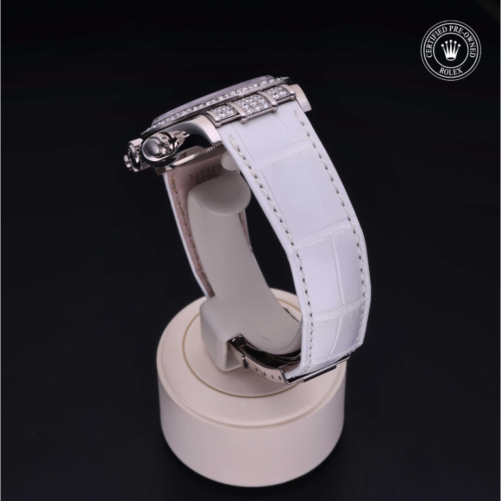  Certified Pre-Owned with 40 mm from 2017