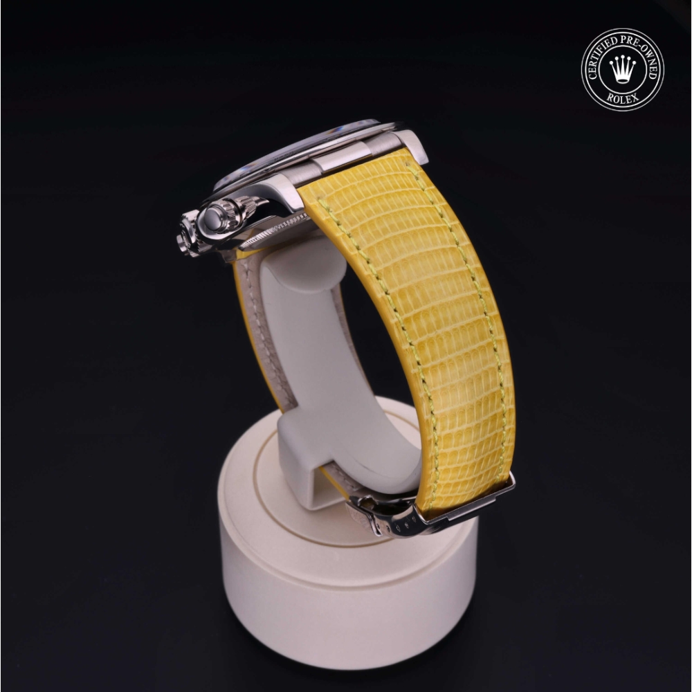  Certified Pre-Owned with 40 mm from 2001