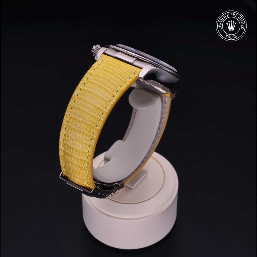  Certified Pre-Owned with 40 mm from 2001