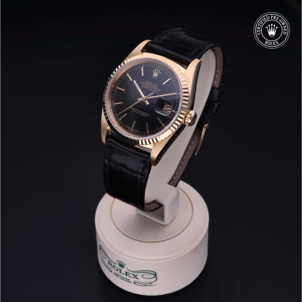  Certified Pre-Owned with 36 mm from 1992