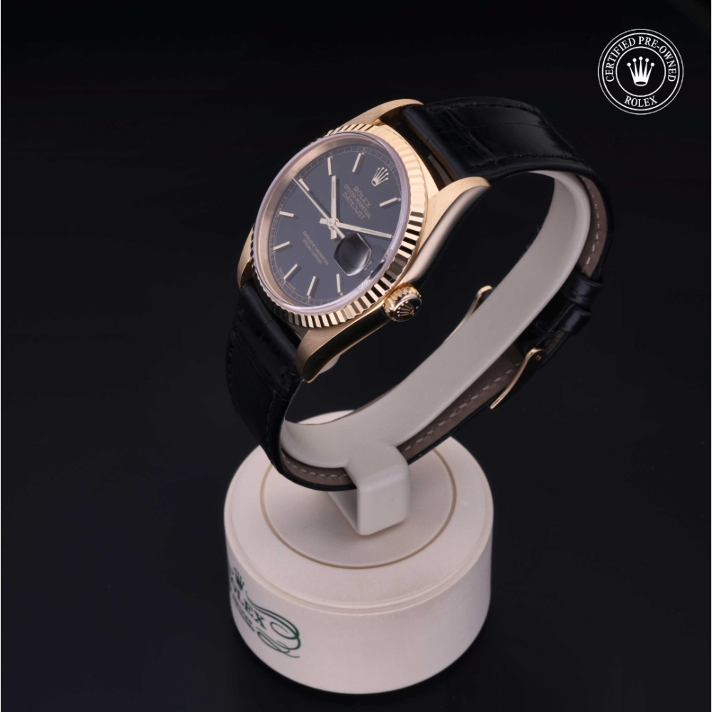  Certified Pre-Owned with 36 mm from 1992