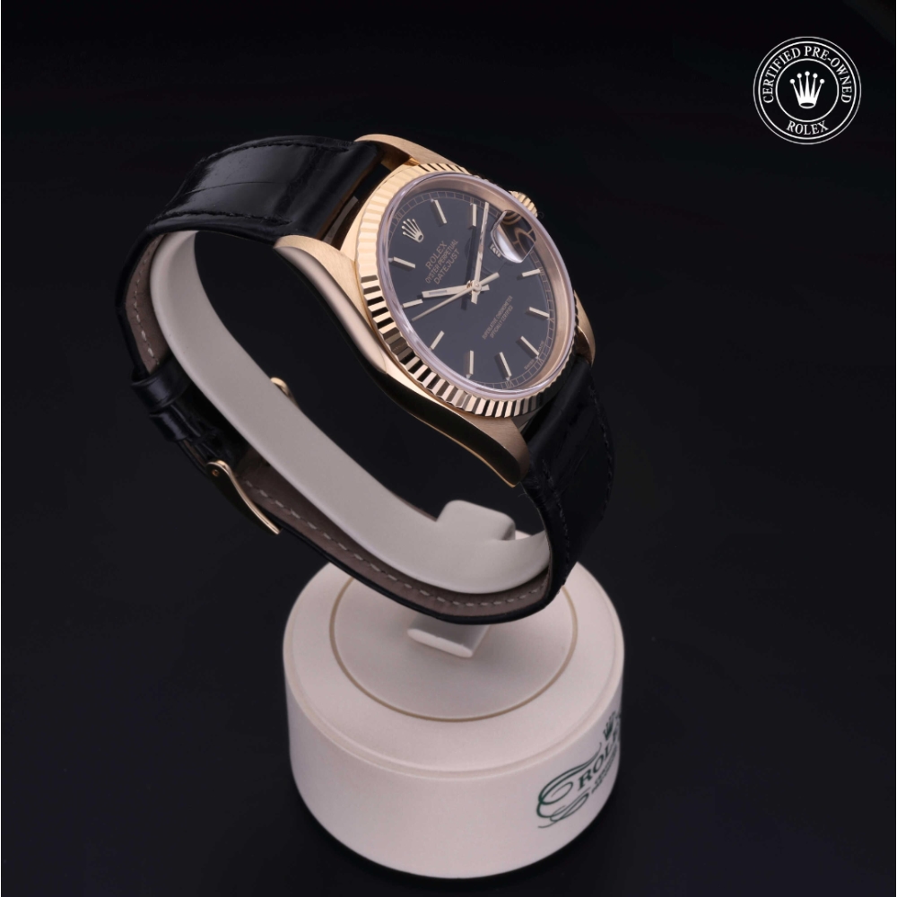  Certified Pre-Owned with 36 mm from 1992