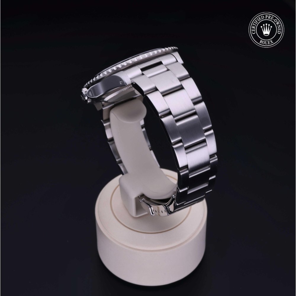  Certified Pre-Owned with 40 mm from 1997