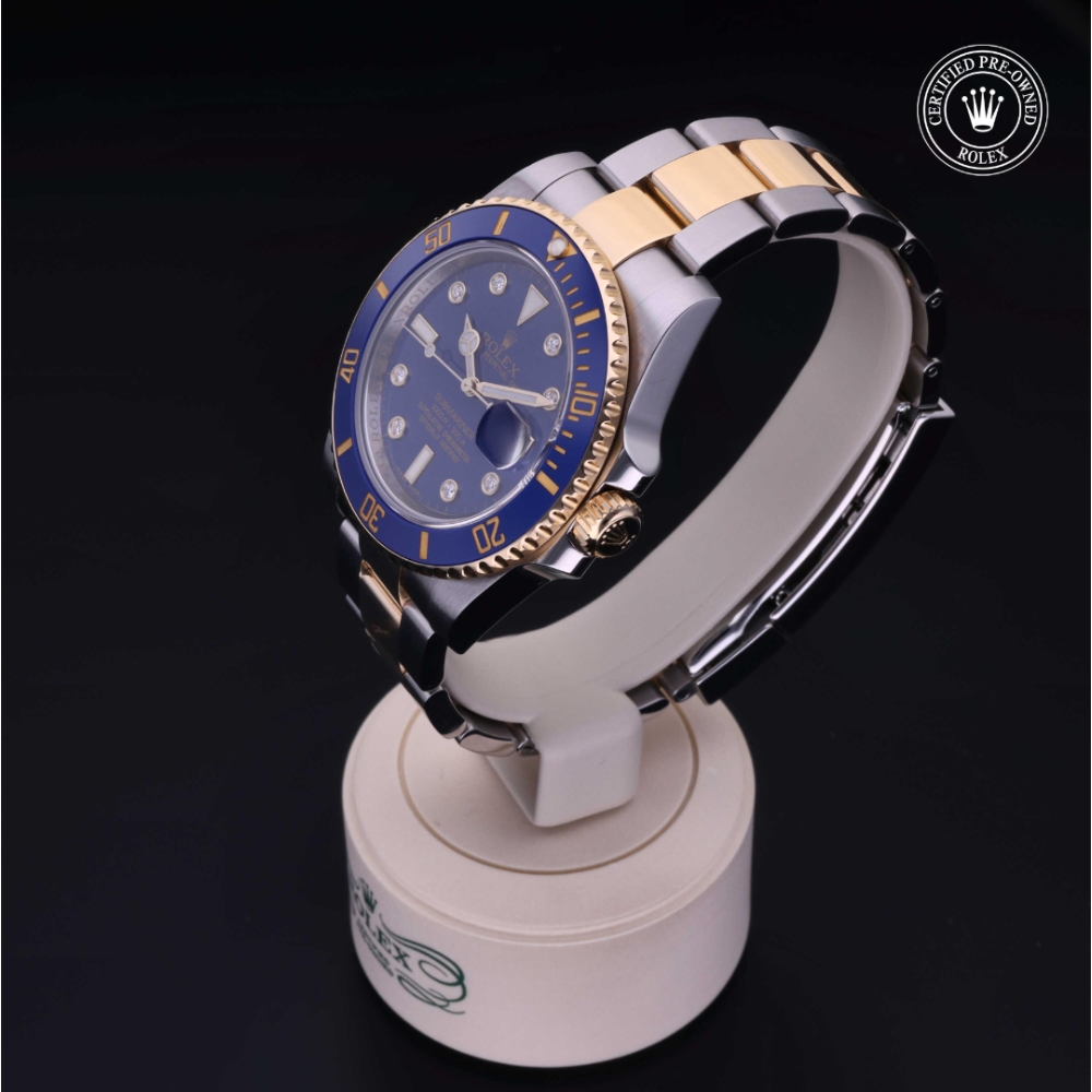  Certified Pre-Owned with 40 mm from 2011