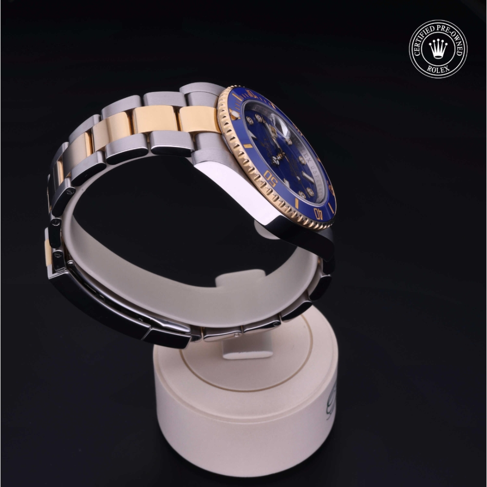  Certified Pre-Owned with 40 mm from 2011