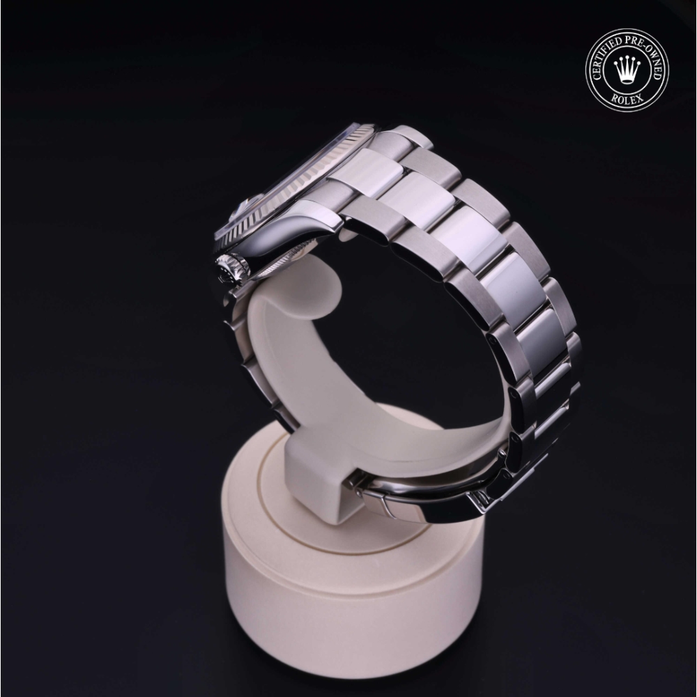  Certified Pre-Owned with 36 mm from 2005
