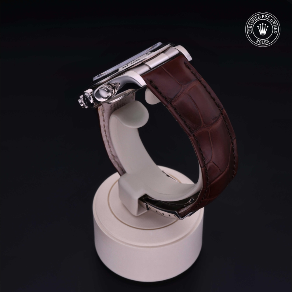  Certified Pre-Owned with 40 mm from 2003