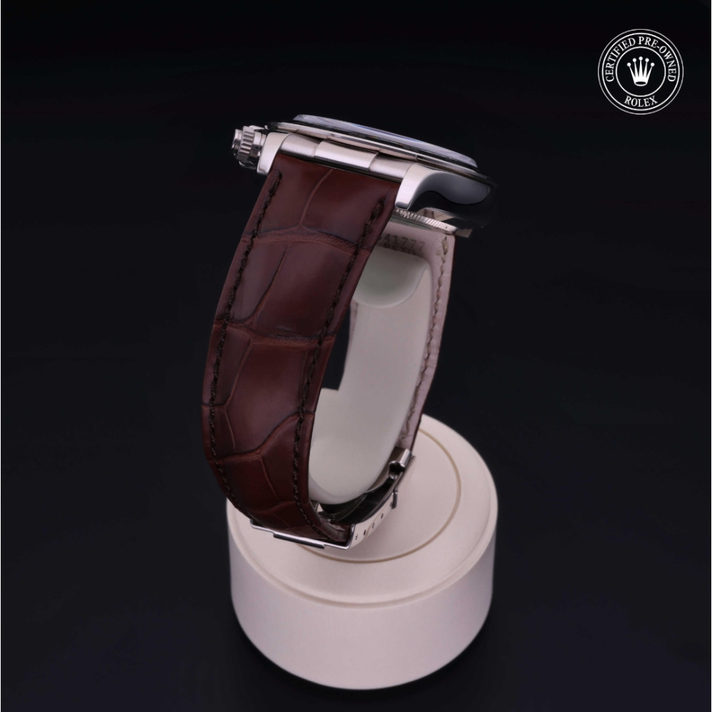  Certified Pre-Owned with 40 mm from 2003